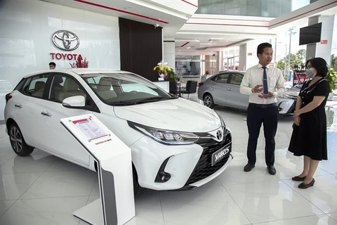 Domestic car market sees sluggish sales in year-end sale season