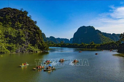 Vietnam earns over 400 mln USD from tourism during New Year holiday