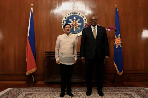US, Philippines expand bilateral defence agreement
