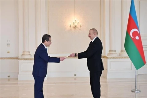 Vietnamese Ambassador presents credentials to Azerbaijani President