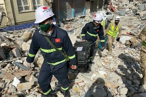 Vietnamese military rescue force discovers earthquake victim points in Turkey