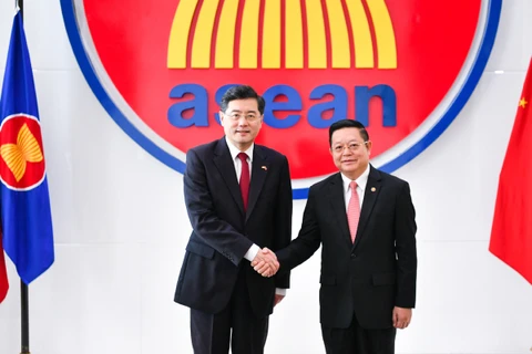 ASEAN, China strengthen comprehensive strategic partnership