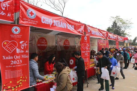 Over 1.17 trillion VND raised for needy people in "humane Tet" campaign