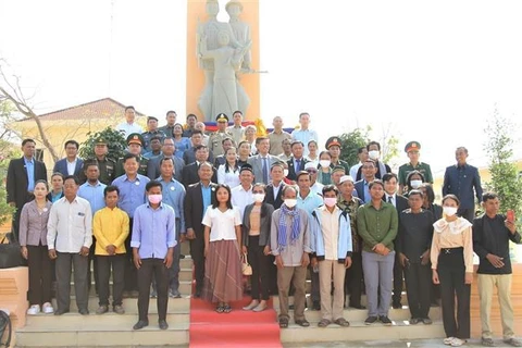 Cambodian province marks completion of upgrade to friendship monument