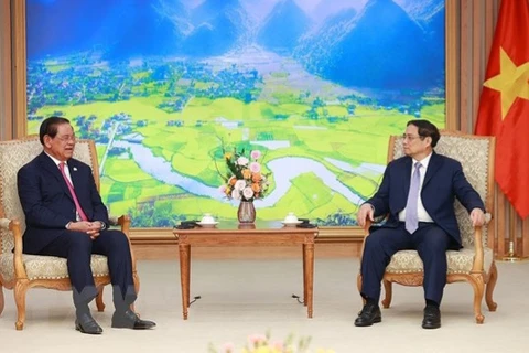 Government leader hosts Cambodian Deputy PM