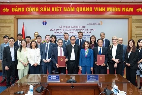 Health Ministry, AstraZeneca Vietnam cooperate in building sustainable health system