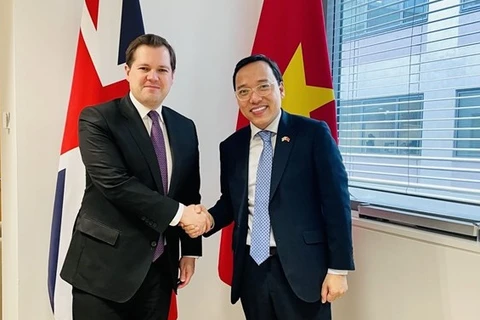 Vietnam, UK look to boost immigration cooperation