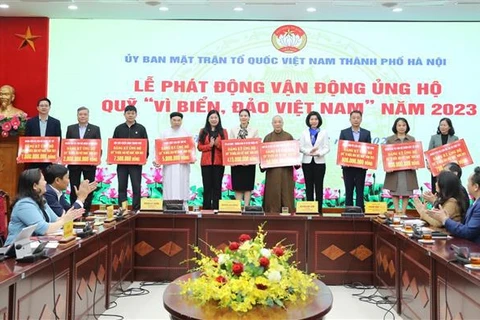 Hanoi raises funds for Vietnam’s seas and islands