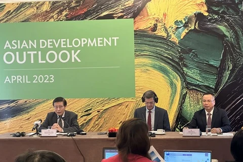 Growth support policy helps Vietnam cope with headwinds: ADB
