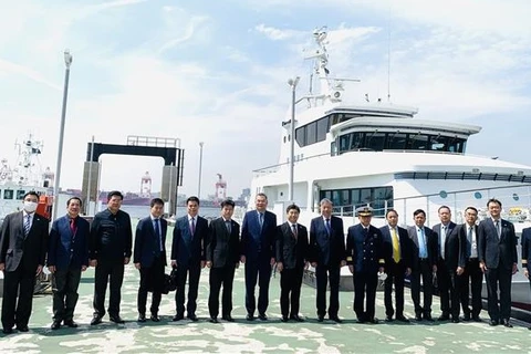  Public Security Minister visits Japan Coast Guard
