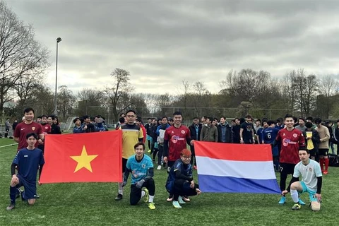 Vietnamese associations in Netherlands organise sports activities
