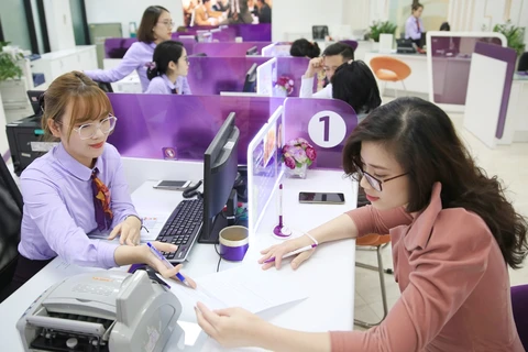 Vietnamese banks draw foreign capital