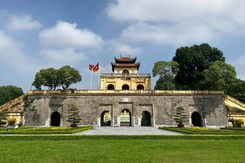 Vietnamese, French experts discuss conservation, promotion of Thang Long Imperial Citadel’s values