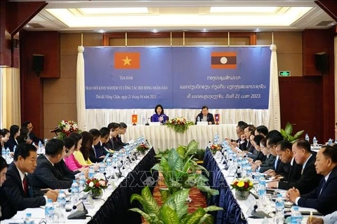 Hanoi, Vientiane bolster friendship, cooperation 
