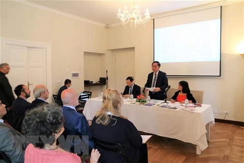 Vietnamese Party delegation visits Italy