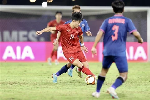 U22 Vietnam draw 1-1 with Thailand in Group B's final match at SEA Games 32