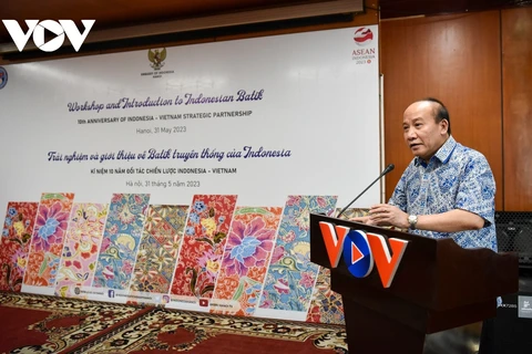 Indonesia’s Batik technique introduced in Hanoi