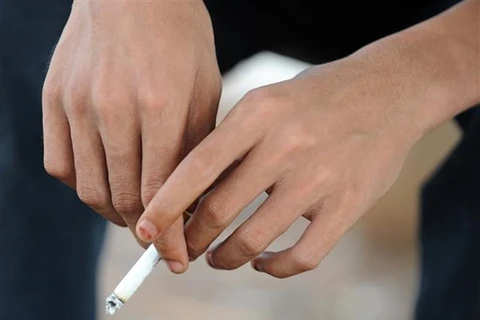 Symposium urges youths to quit smoking
