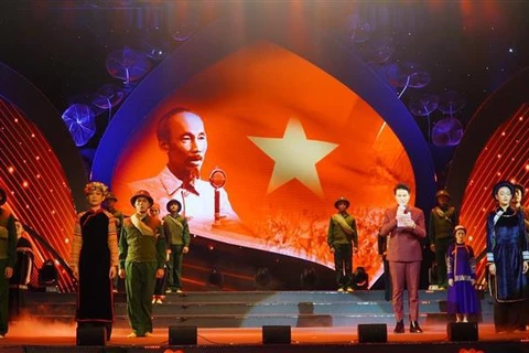 Art programme honours President Ho Chi Minh