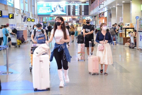 Tan Son Nhat Airport prepares for summer peak season