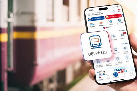 Train ticket discounts available on e-wallets this summer