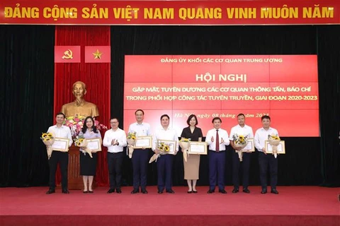 Press agencies honoured for contributions to Party ideology protection