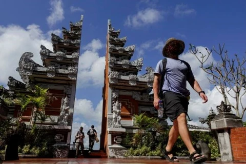 Indonesia signs international code for tourist protection