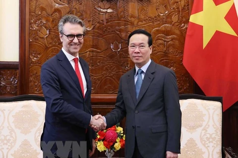 President hosts outgoing head of EU Delegation to Vietnam