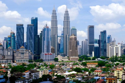 Malaysia secures 49 billion USD worth of investment