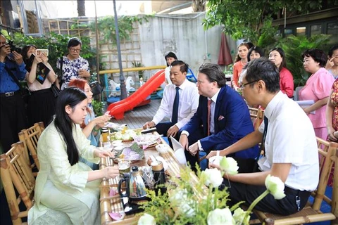 Vietnam, US Culture Friendship Day opens in Hanoi