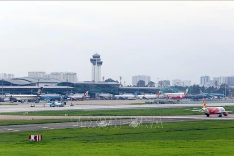 Carrier reschedules flights due to heavy rains at Tan Son Nhat airport