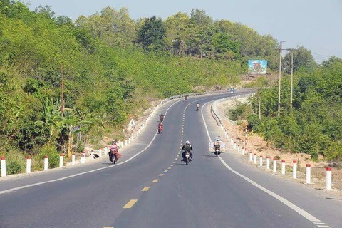 Work to restart on section of Ho Chi Minh expressway project
