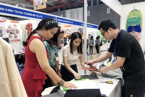 Int’l expo on garment industry kicks off in HCM City