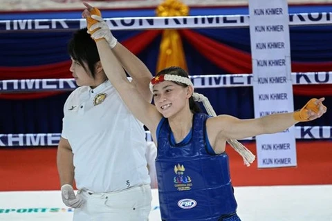 Female Vietnamese fighter jumps impressively on Muay world ranking