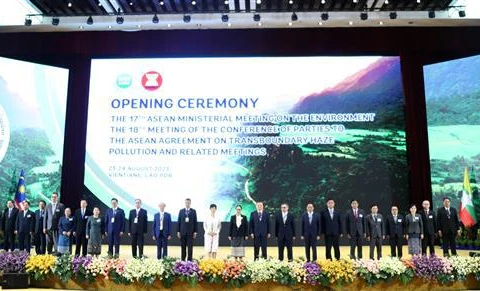 Vietnam tables 3 initiatives at 17th ASEAN Ministerial Meeting on Environment