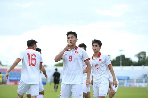 Vietnam advance to AFF U23 Championship finals after beating Malaysia 4-1