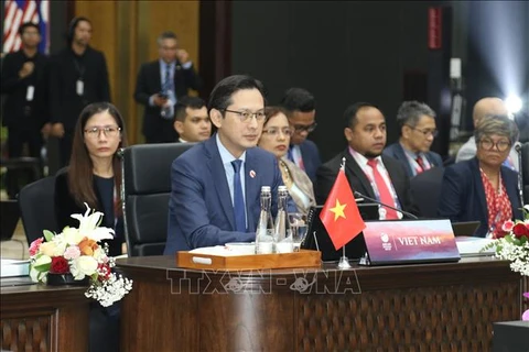 Vietnam attends ASEAN Foreign Ministers’ Meeting