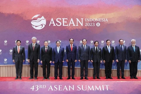 ASEAN reaps various economic achievements: Vietnamese official