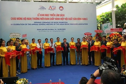 Exhibition of books on President Ho Chi Minh, Party and State leaders underway in HCM City