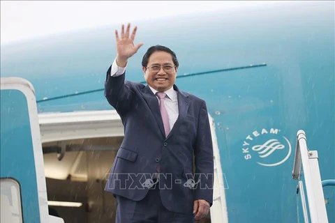 PM leaves Hanoi for high-level week of UN General Assembly’s 78th session