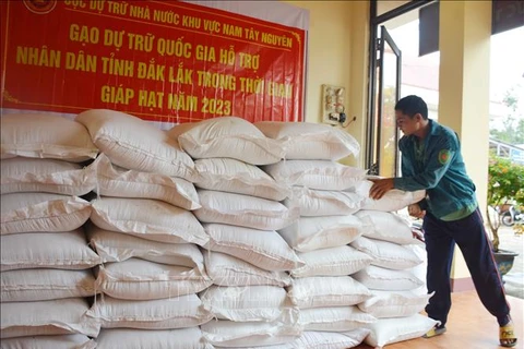 Over 585 tonnes of rice delivered to needy people in Dak Lak