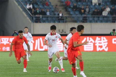 Vietnam lose 0-2 to China in friendly match 