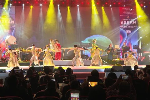 Vietnam joins 12th China-ASEAN music festival