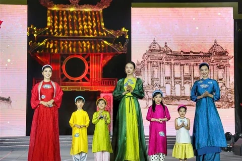 Hanoi Tourism Ao dai Festival kicks off in capital city