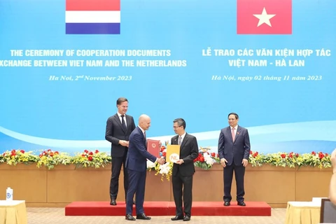 Vietnam, Netherlands exchange MoU on customs cooperation 