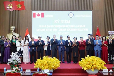 Vietnam – Canada diplomatic ties marked in Hanoi
