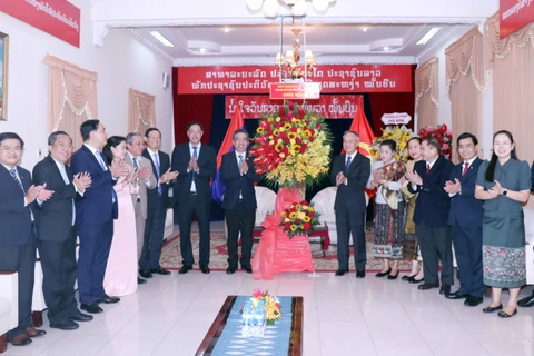 HCM City leader extends congratulations on 48th National Day of Laos