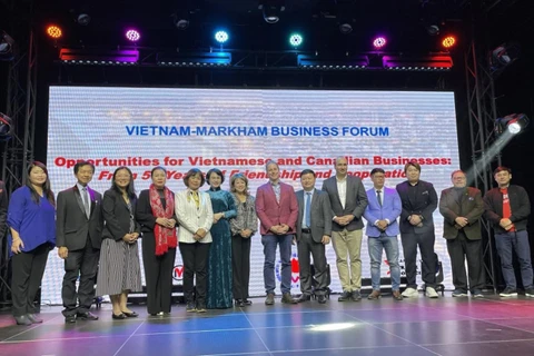 Forum explores cooperation potential between Vietnamese, Canadian firms