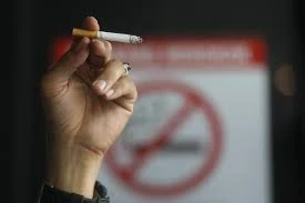 Malaysia passes anti-smoking bill aimed at protecting minors