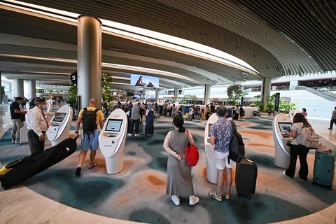 ​Singapore's air passenger traffic recuperates strongly